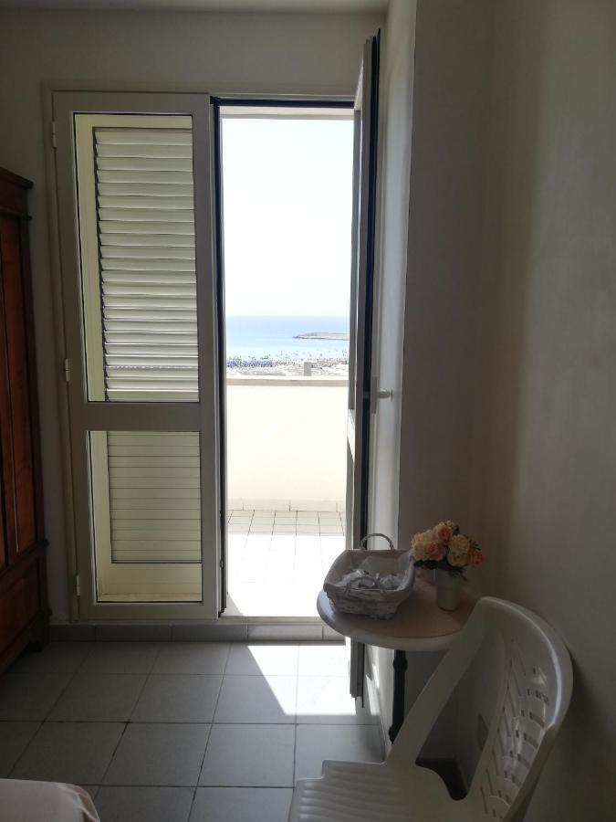 Sicilia Mare Hotel Porto Palo Exterior photo
