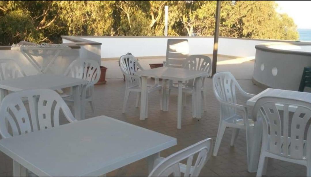 Sicilia Mare Hotel Porto Palo Exterior photo